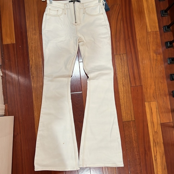 Pants - Picture 2 of 8